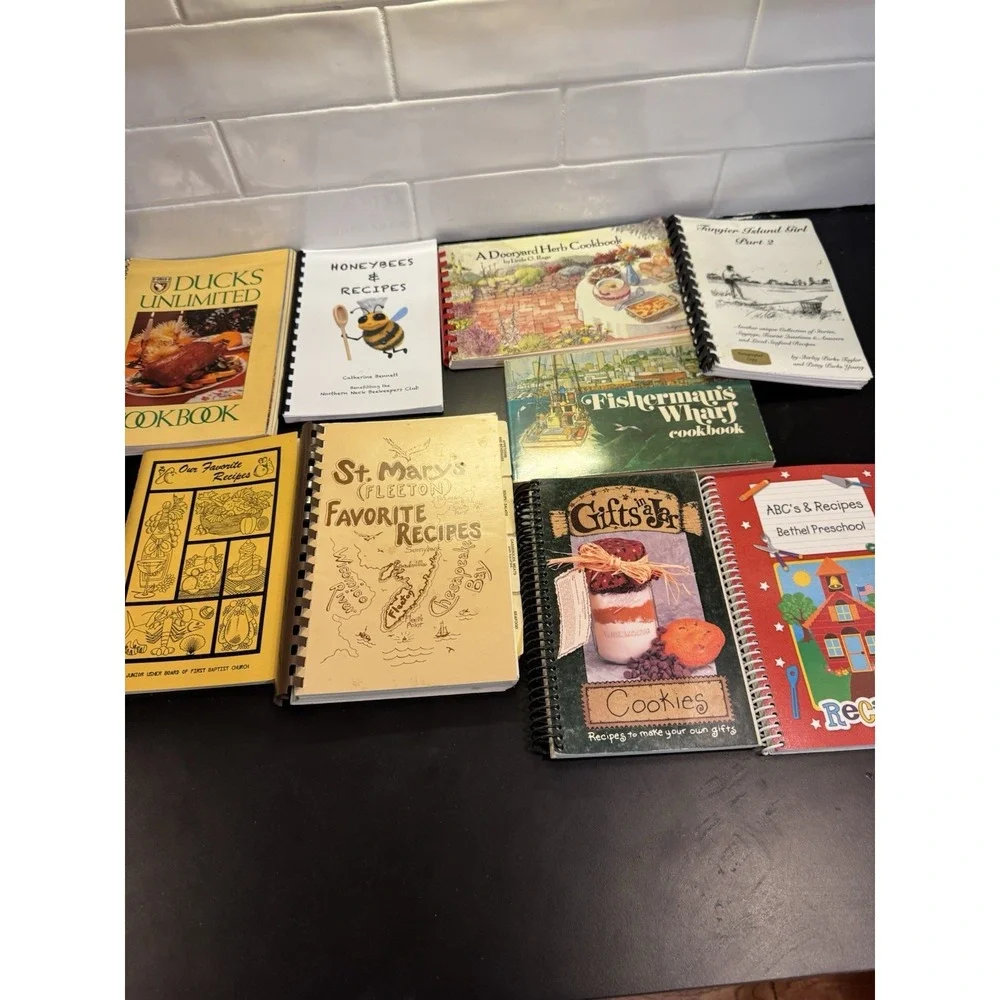 Lot of 9‎ Community Cookbooks